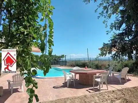 Villa in vendita a Castiglione del Lago