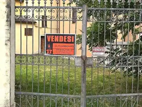 Villa in vendita a Foligno