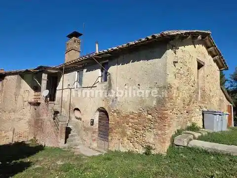 Rustico - Casale in vendita a Perugia