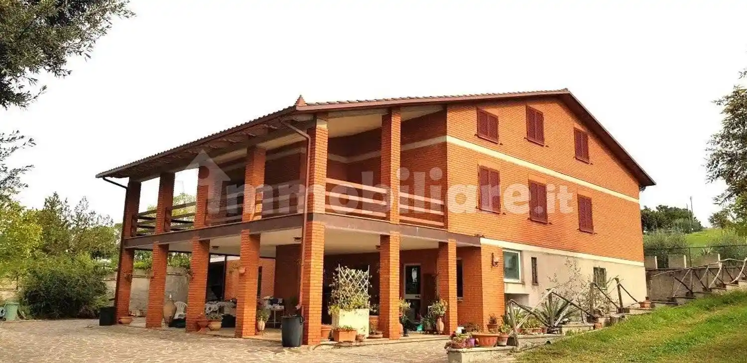 Villa in vendita a Perugia