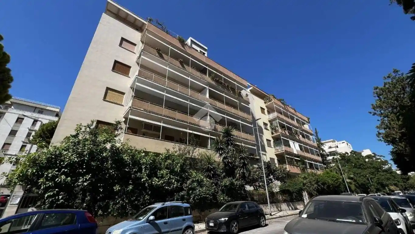 Appartamento in vendita a Palermo