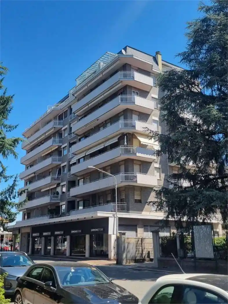 Appartamento in vendita a Varese