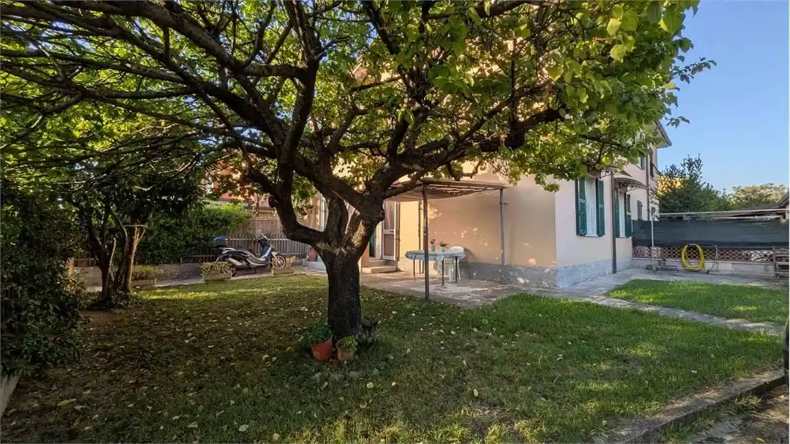 Appartamento in vendita a Sarzana