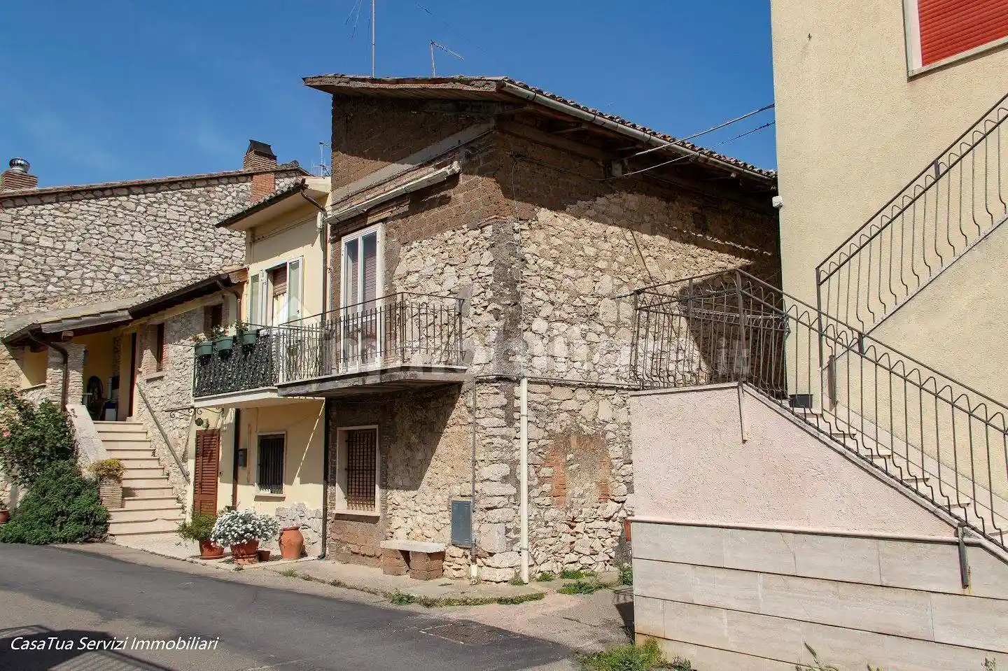 Casa indipendente in vendita a Guardea