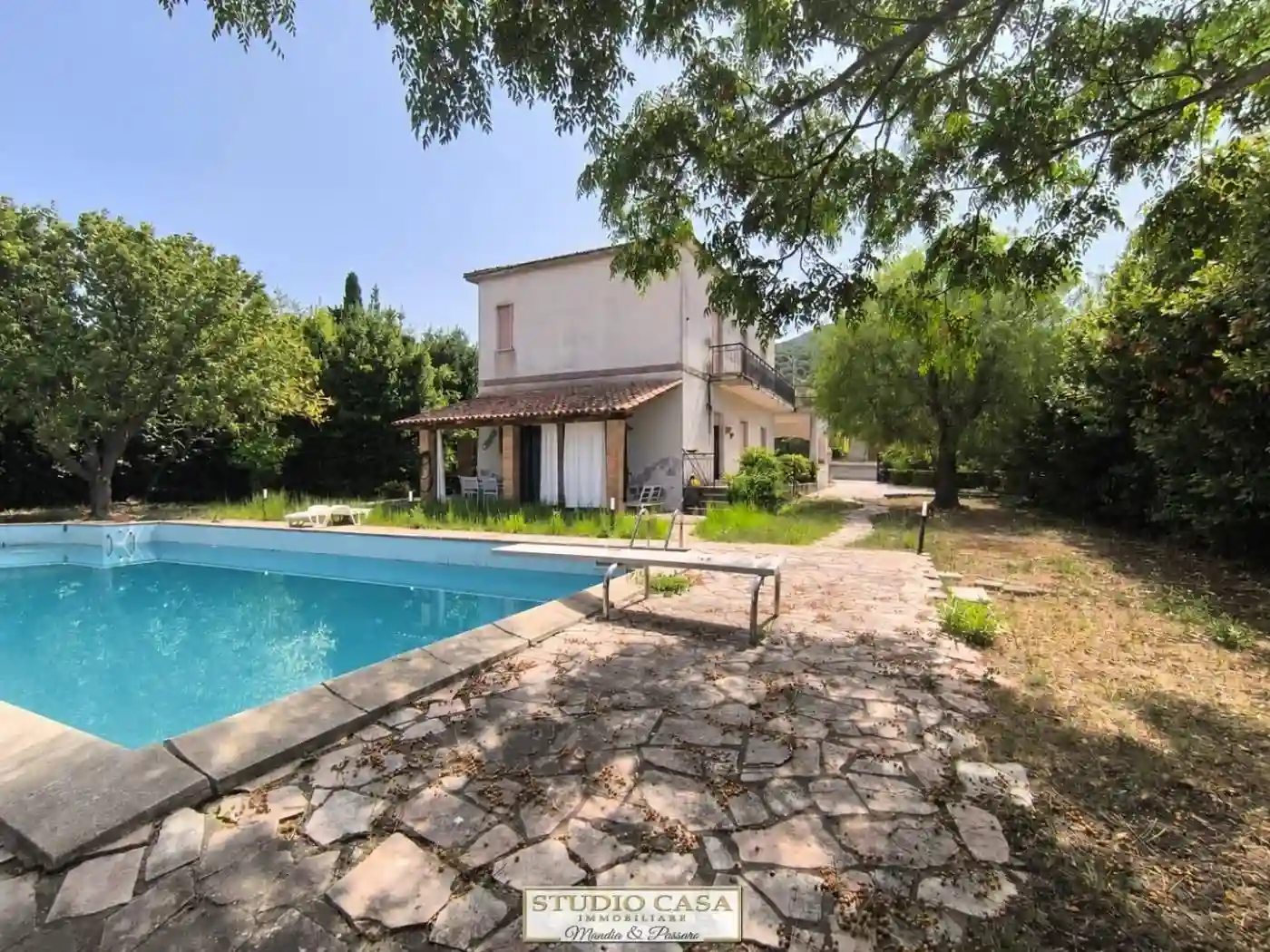 Villa - foto 2