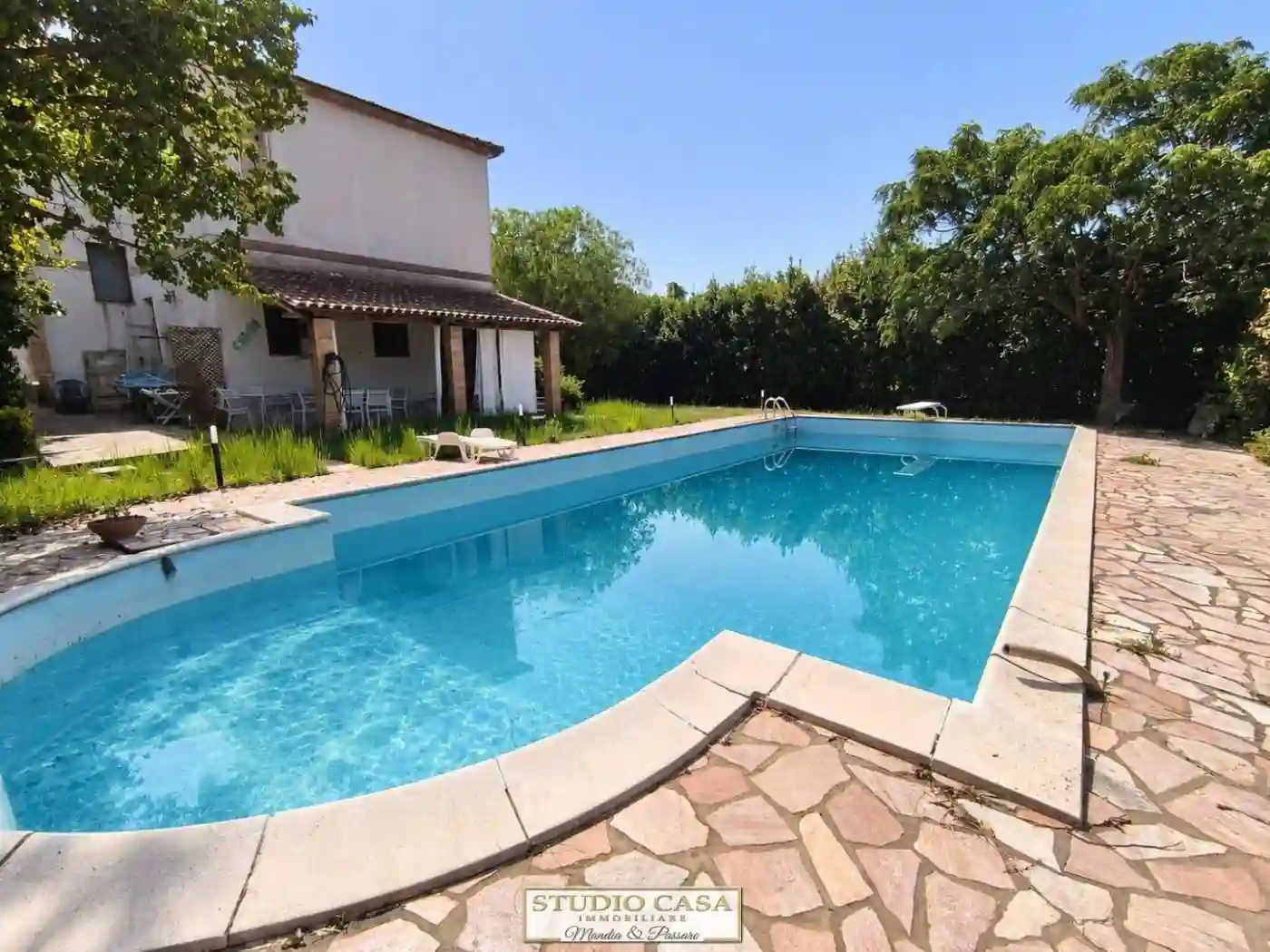 Villa - foto 3