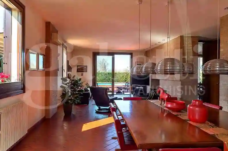 Villa - foto 5