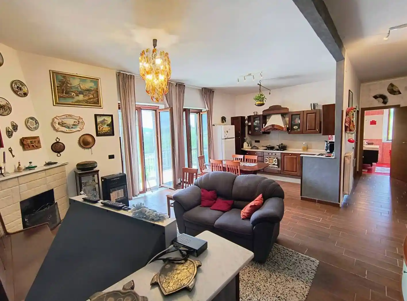 Casa indipendente in vendita a Giffoni Sei Casali