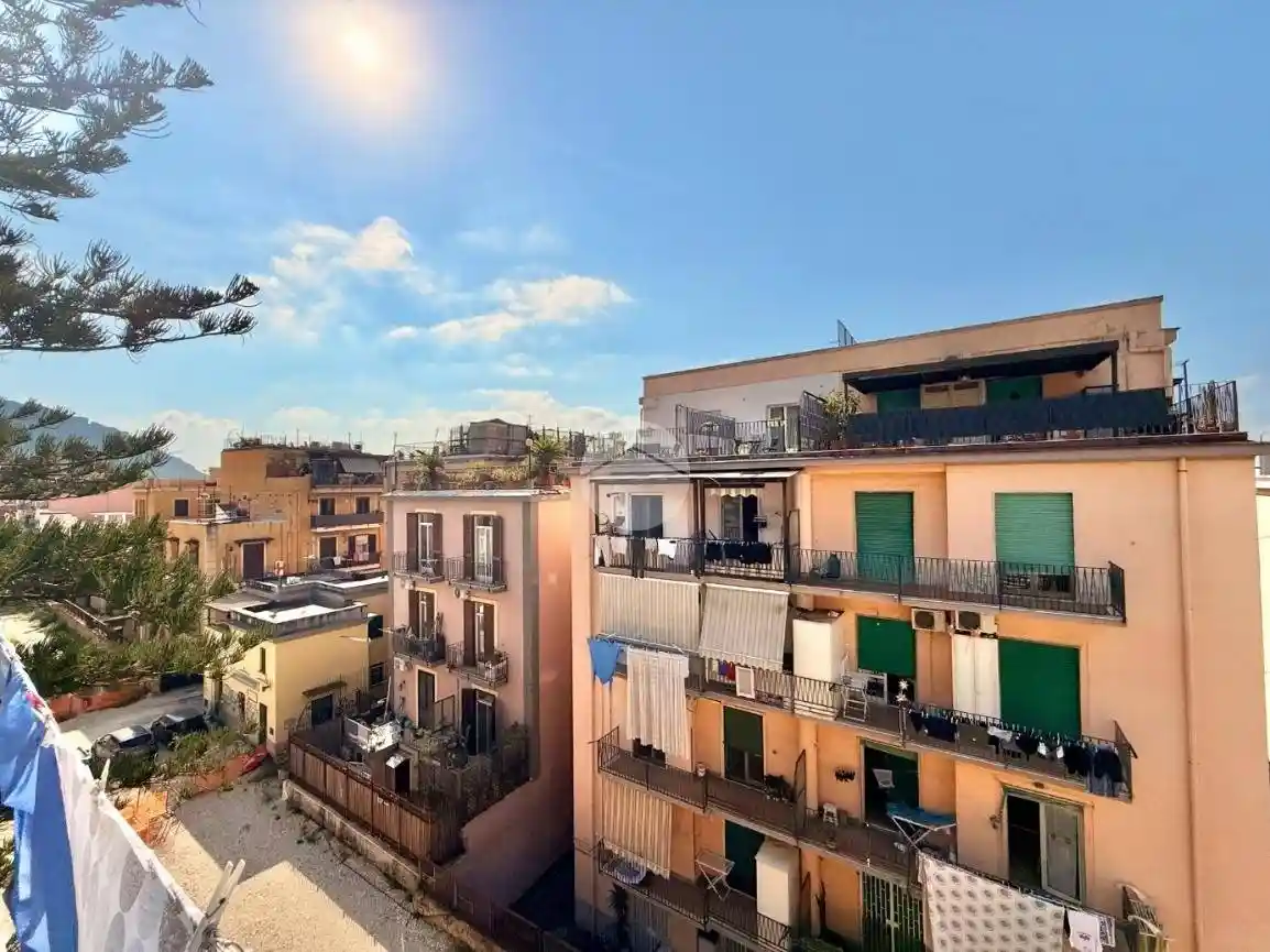 Appartamento in vendita a Pozzuoli