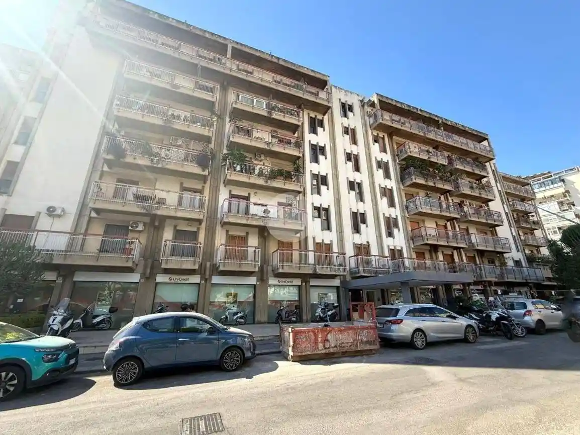 Appartamento in vendita a Palermo