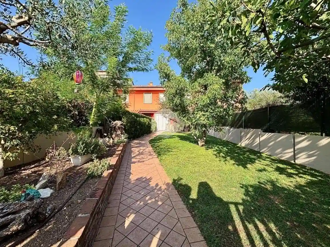 Villetta a schiera - foto 2