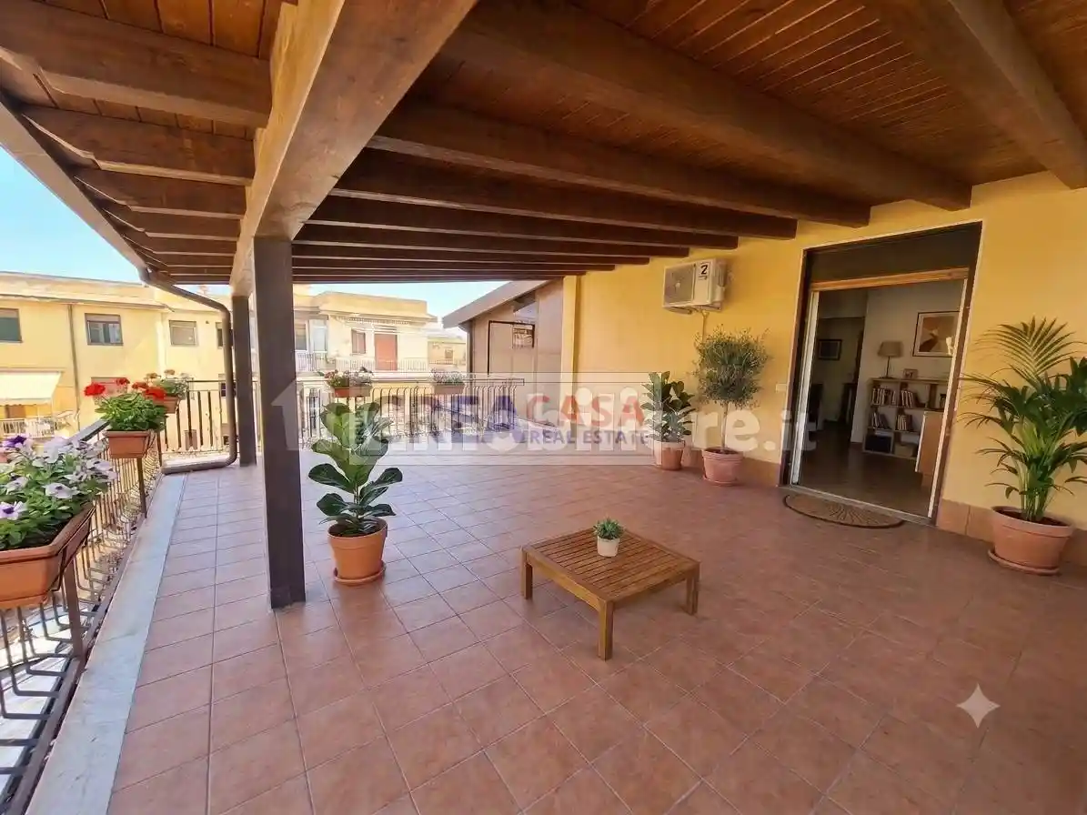 Appartamento in vendita a Giardini-Naxos