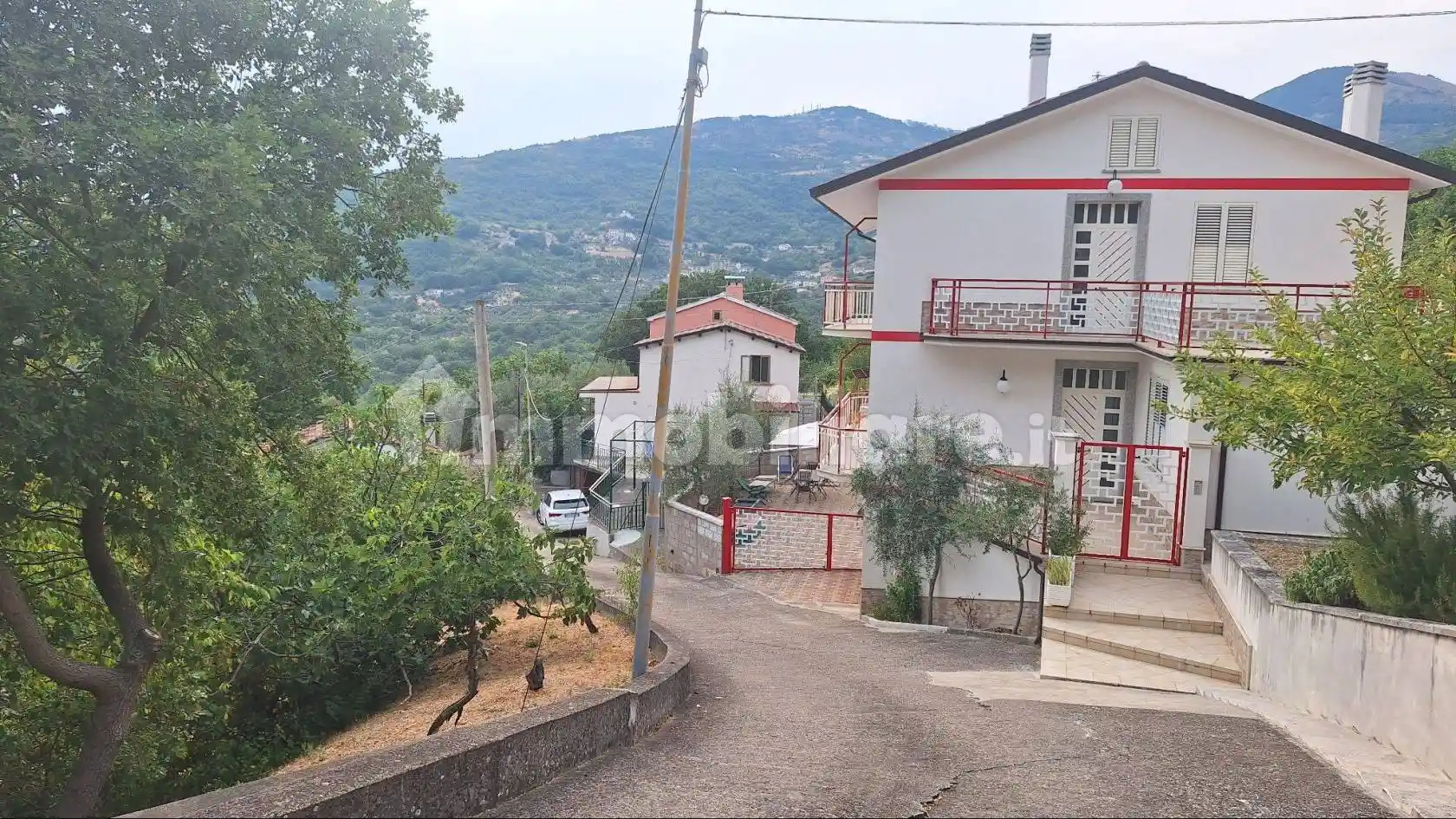 Casa indipendente in vendita a Schiavi di Abruzzo