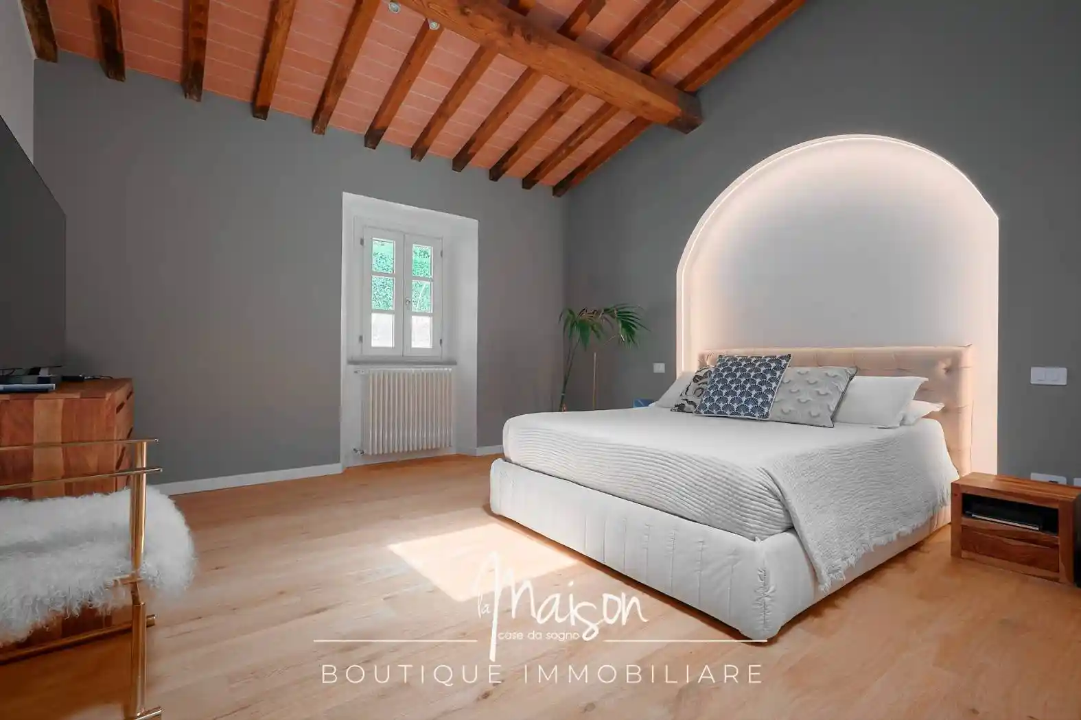 Casa indipendente in vendita a Poggio a Caiano
