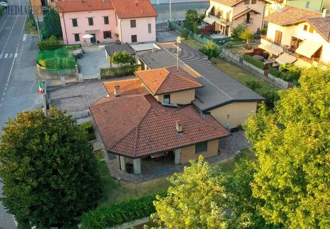 Villa in vendita a Guanzate
