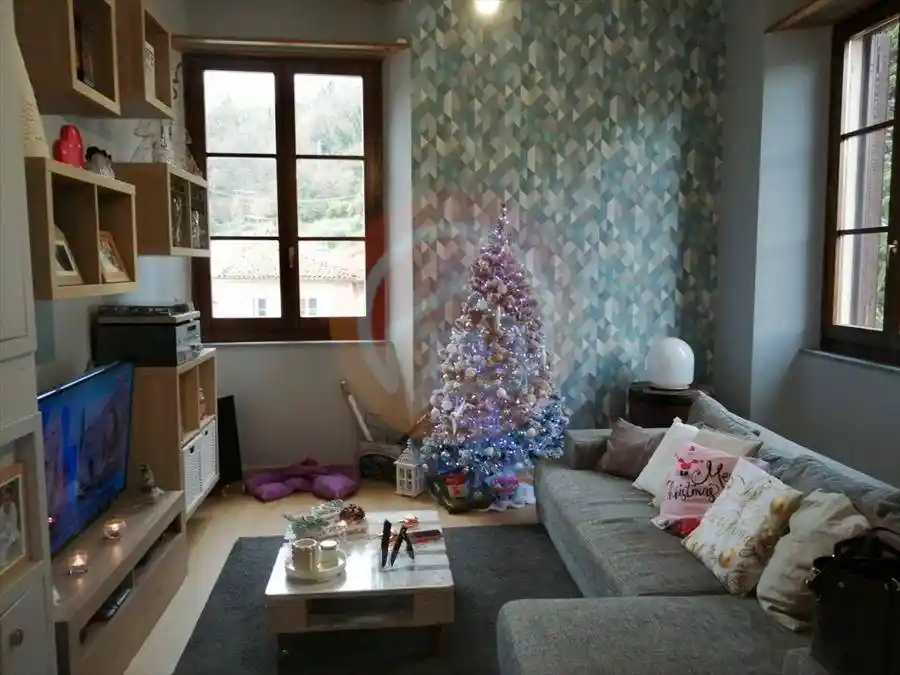 Appartamento in vendita a Gallicano