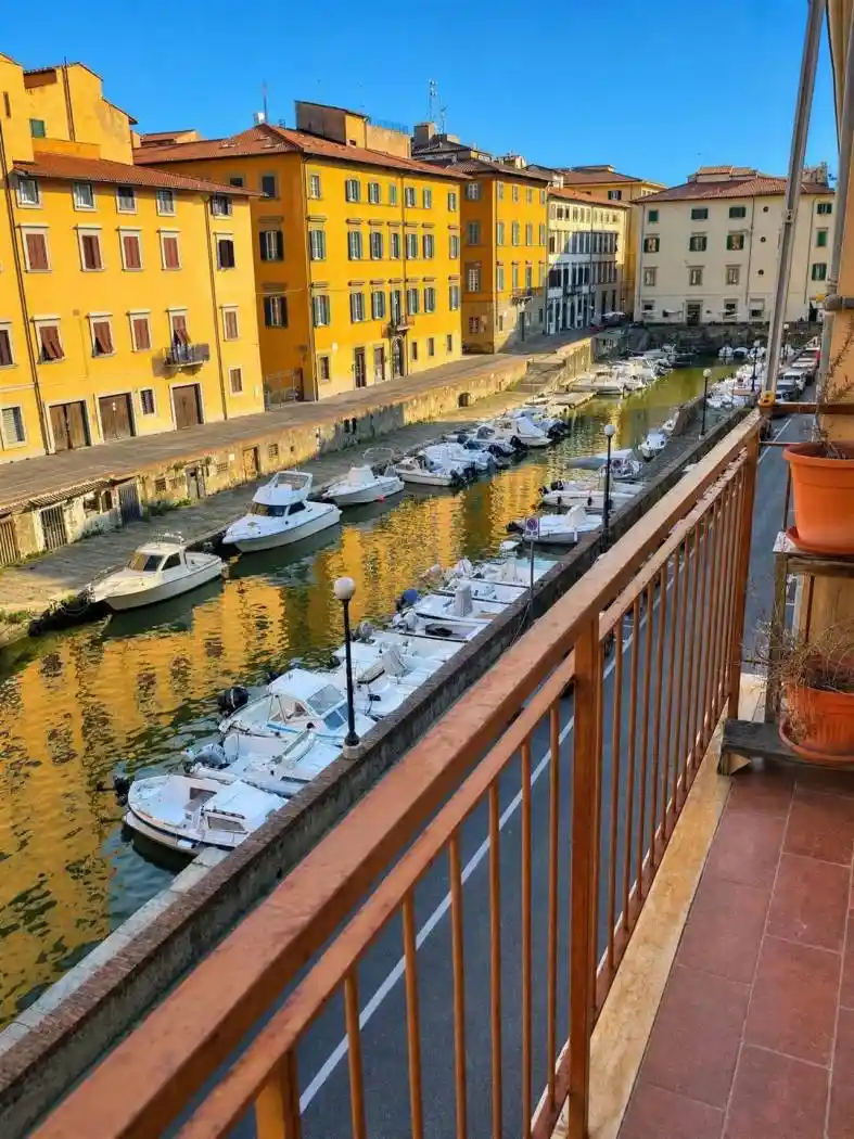 Appartamento in vendita a Livorno