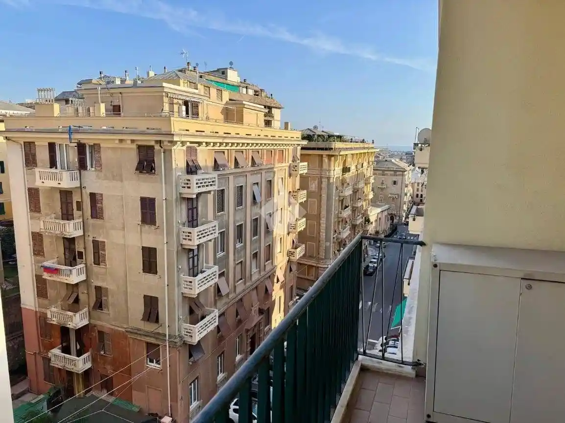 Appartamento in vendita a Genova