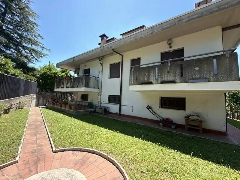 Villa in vendita a Ascoli Piceno