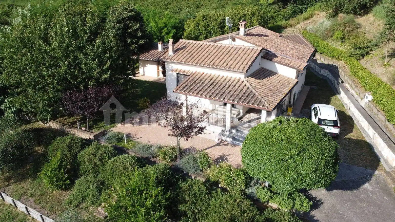 Villa in vendita a Giove