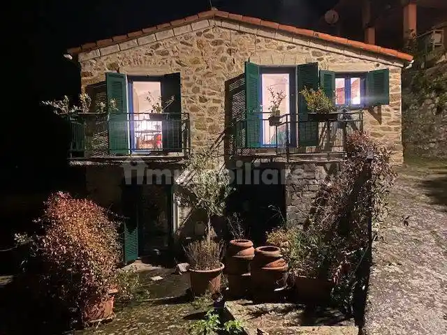 Casa indipendente in affitto a Bonassola