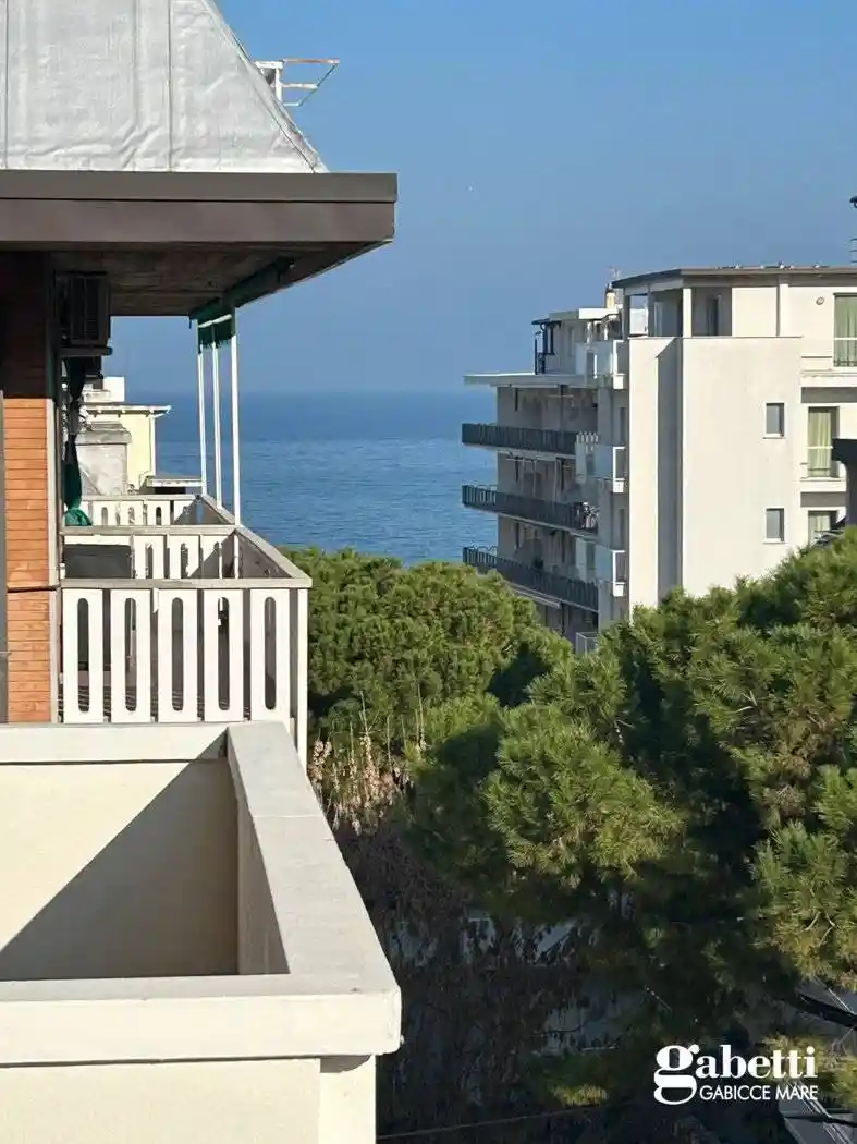 Appartamento in vendita a Gabicce Mare