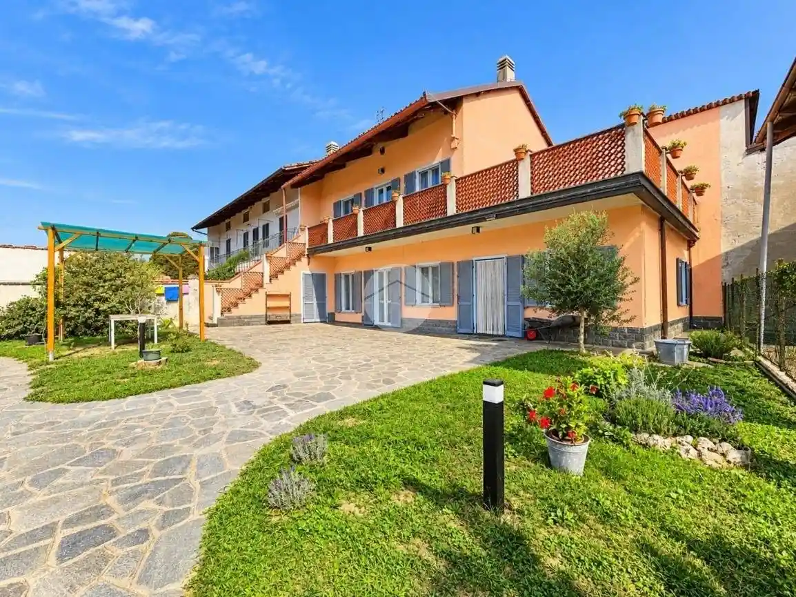 Casa indipendente in vendita a Caluso