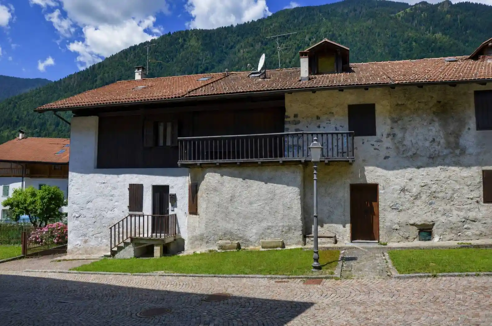 Appartamento in vendita a Spiazzo