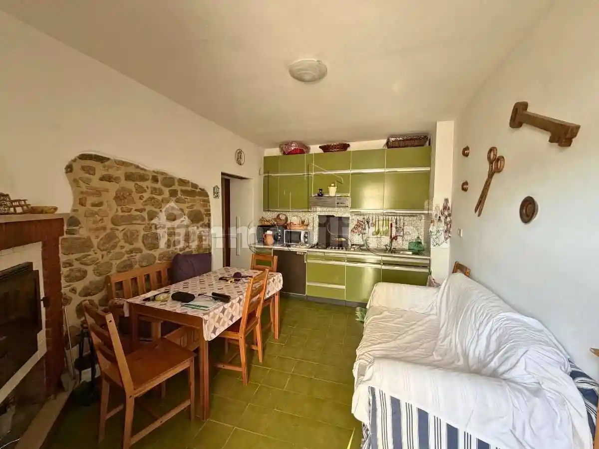 Appartamento in vendita a Montone