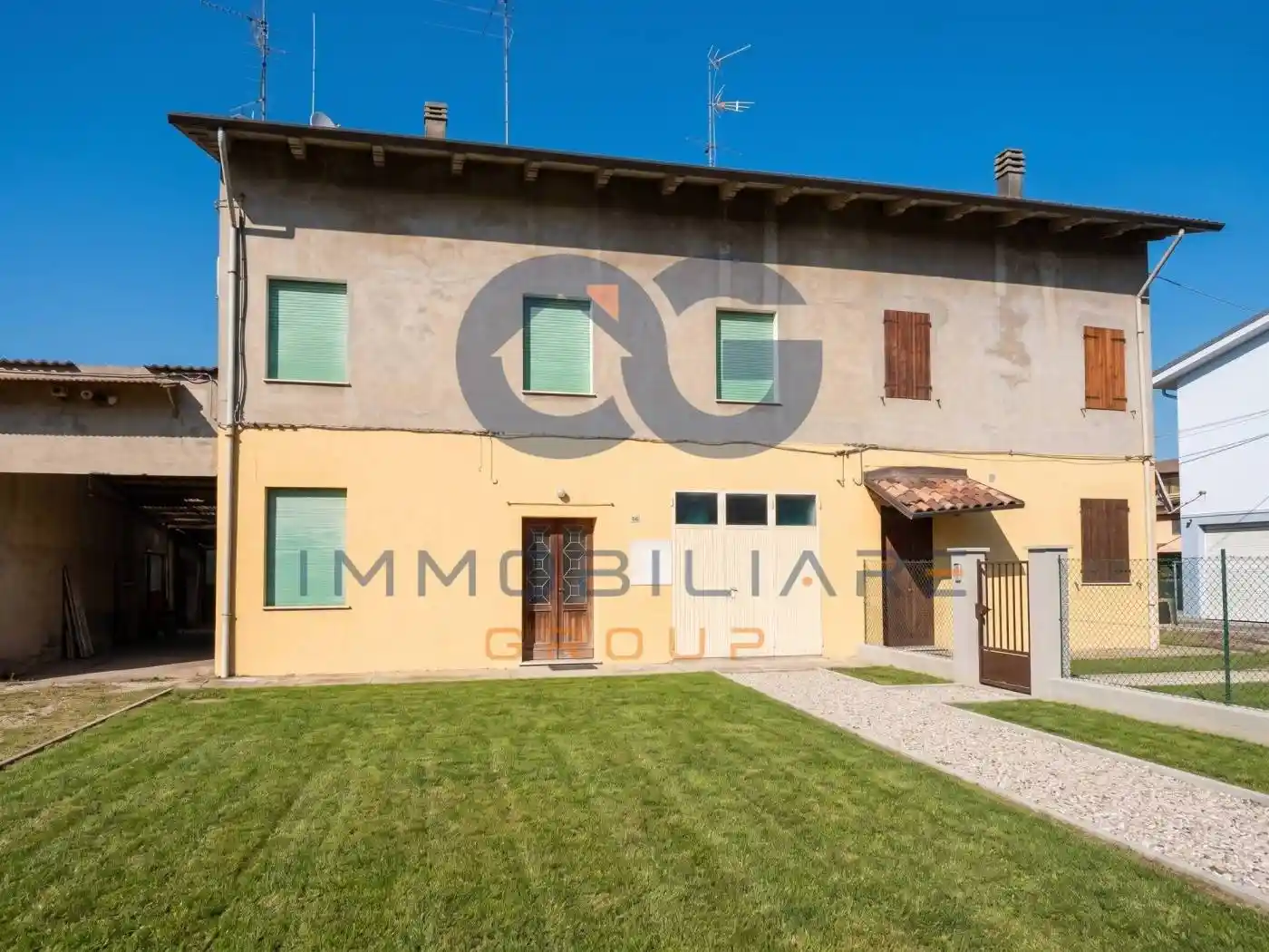 Villa in vendita a Cento