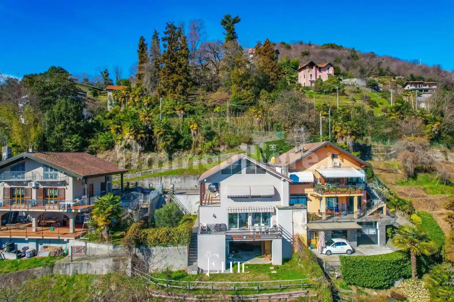 Villa - foto 2
