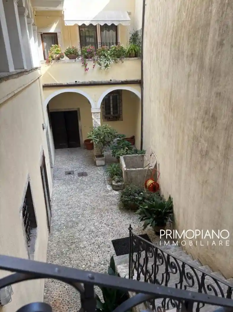 Appartamento in affitto a Rovereto