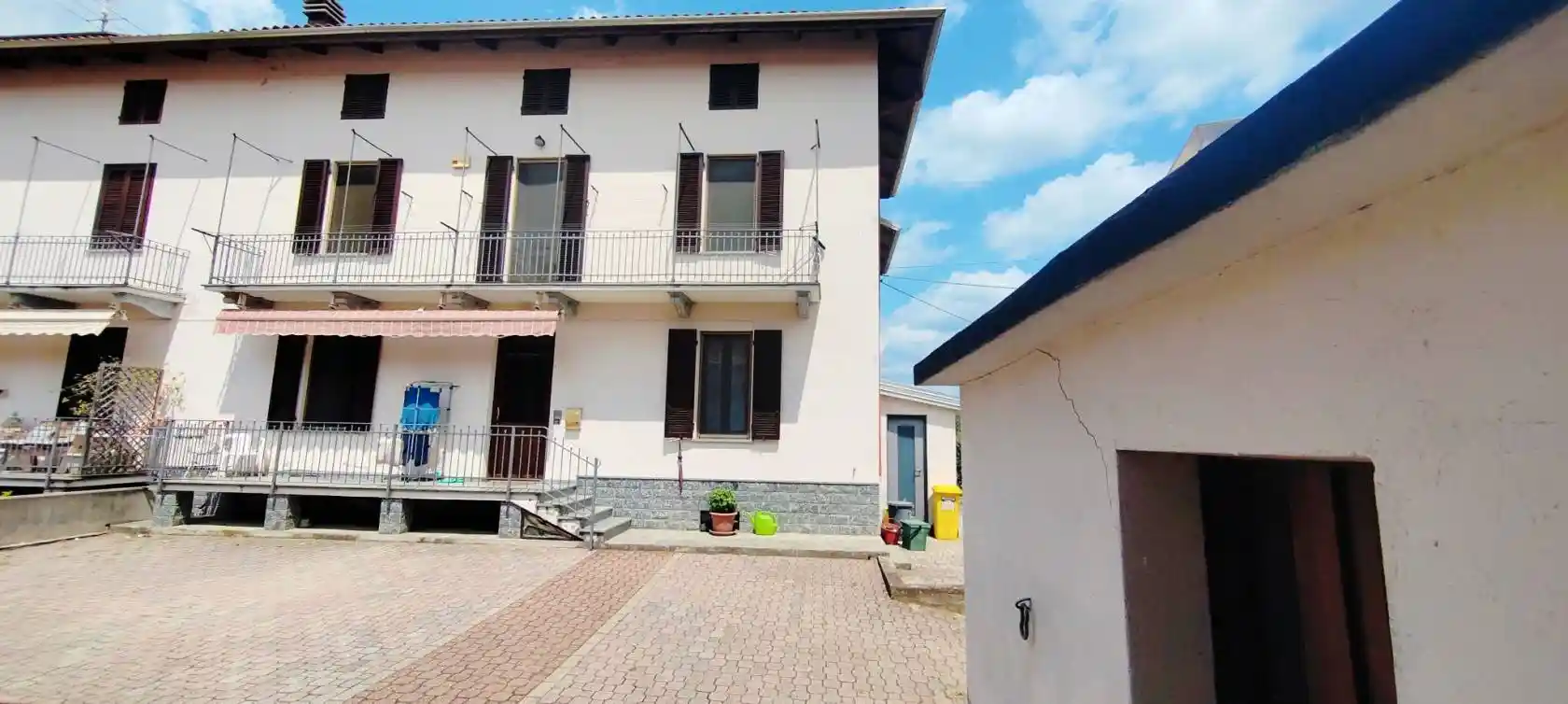 Casa indipendente in vendita a Biella