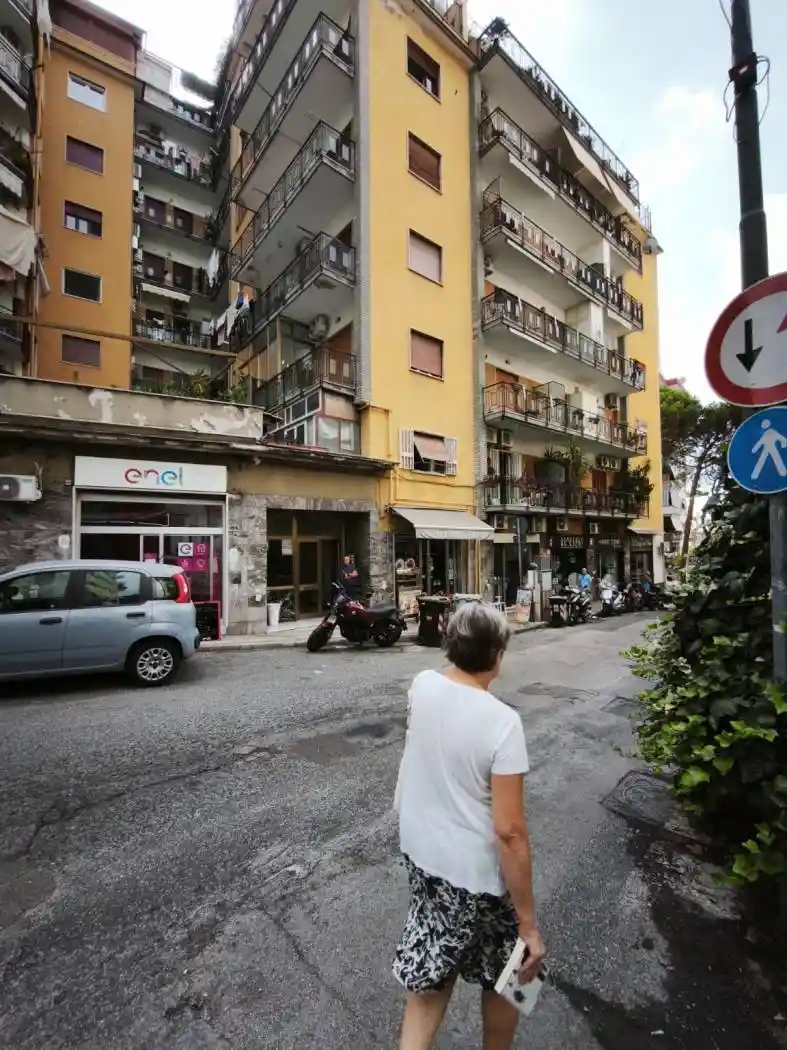 Appartamento in affitto a Napoli
