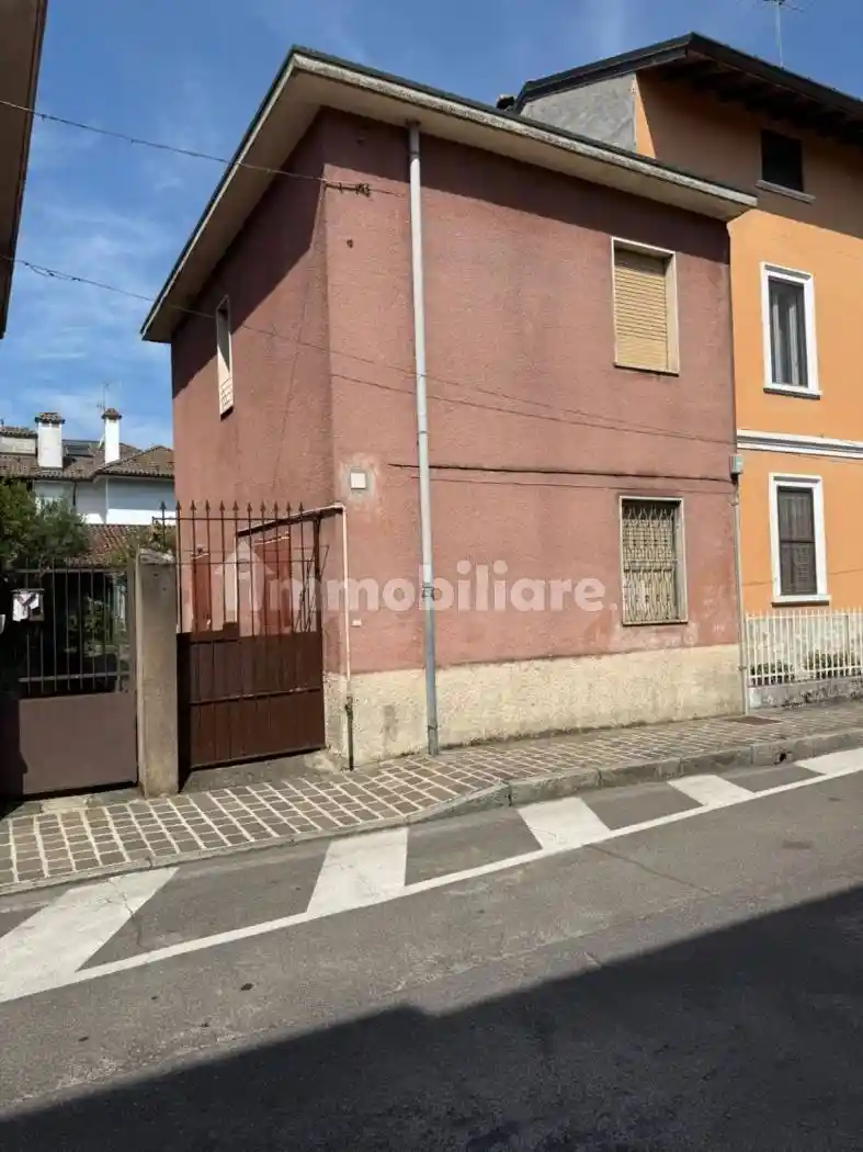 Villa in vendita a Basiglio