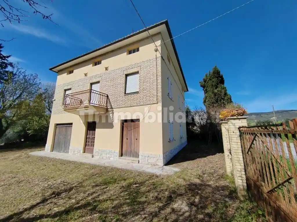 Rustico - Casale in vendita a Treia