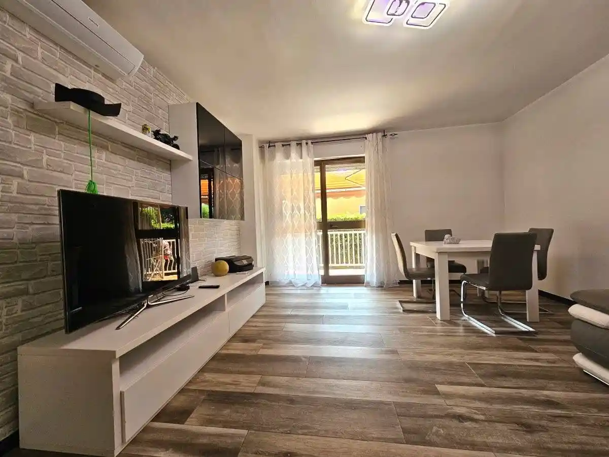 Appartamento in vendita a Cene