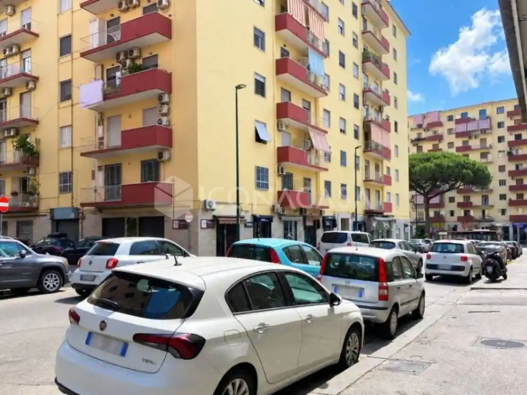 Appartamento in vendita a Napoli
