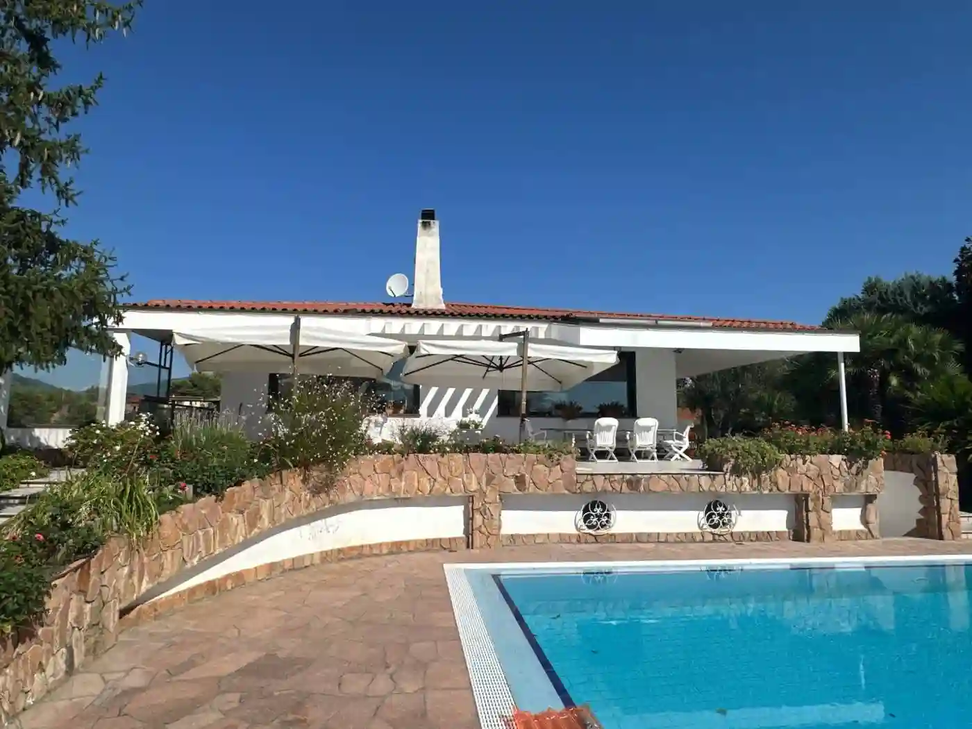Villa - foto 3