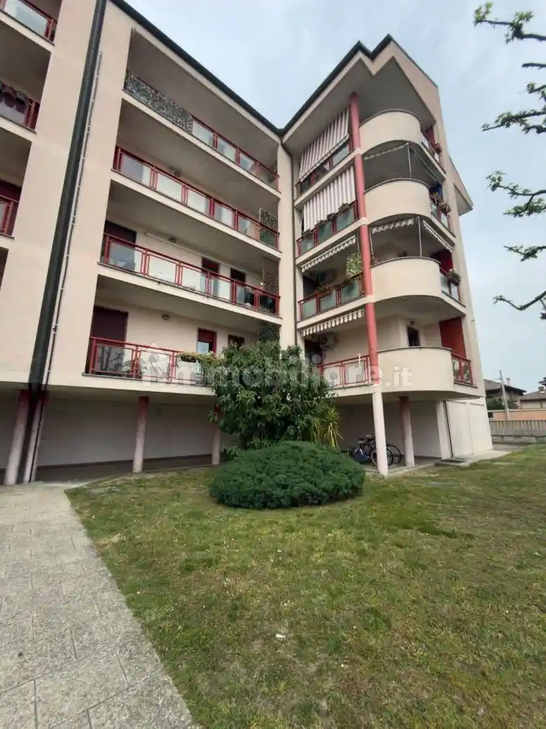 Appartamento in vendita a Trecate