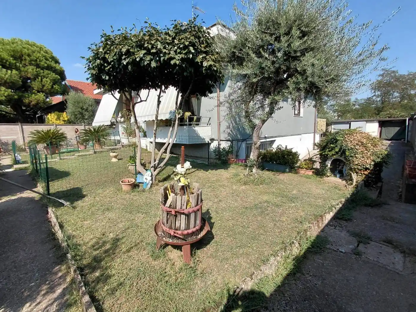 Villa in vendita a Busto Garolfo
