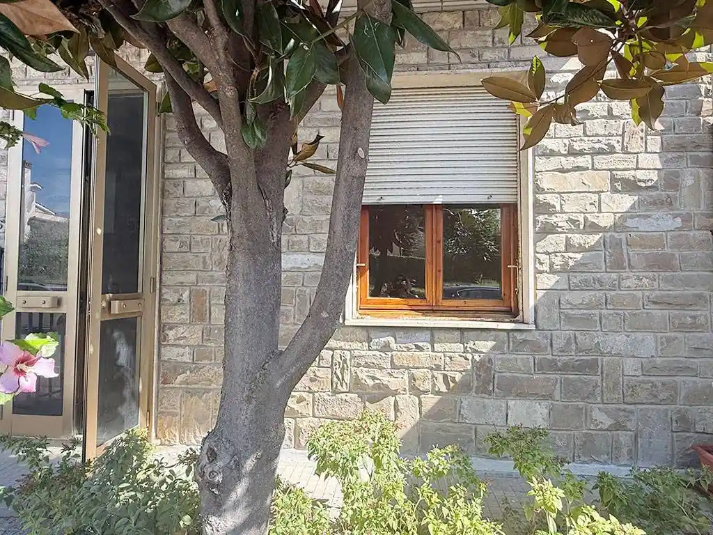 Casa indipendente in affitto a Prato