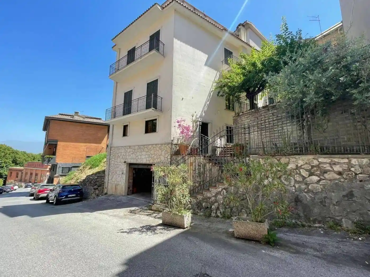 Casa indipendente in vendita a Frosinone