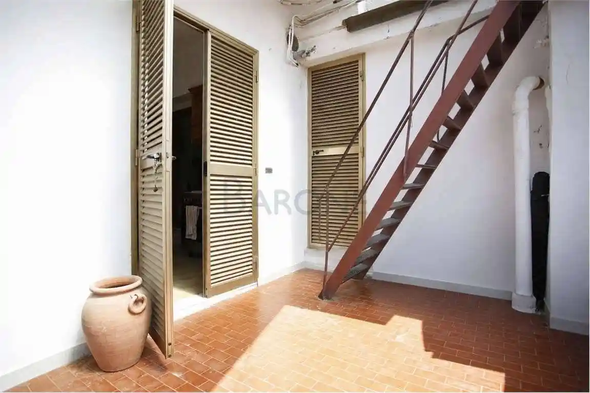 Casa indipendente in vendita a Massa