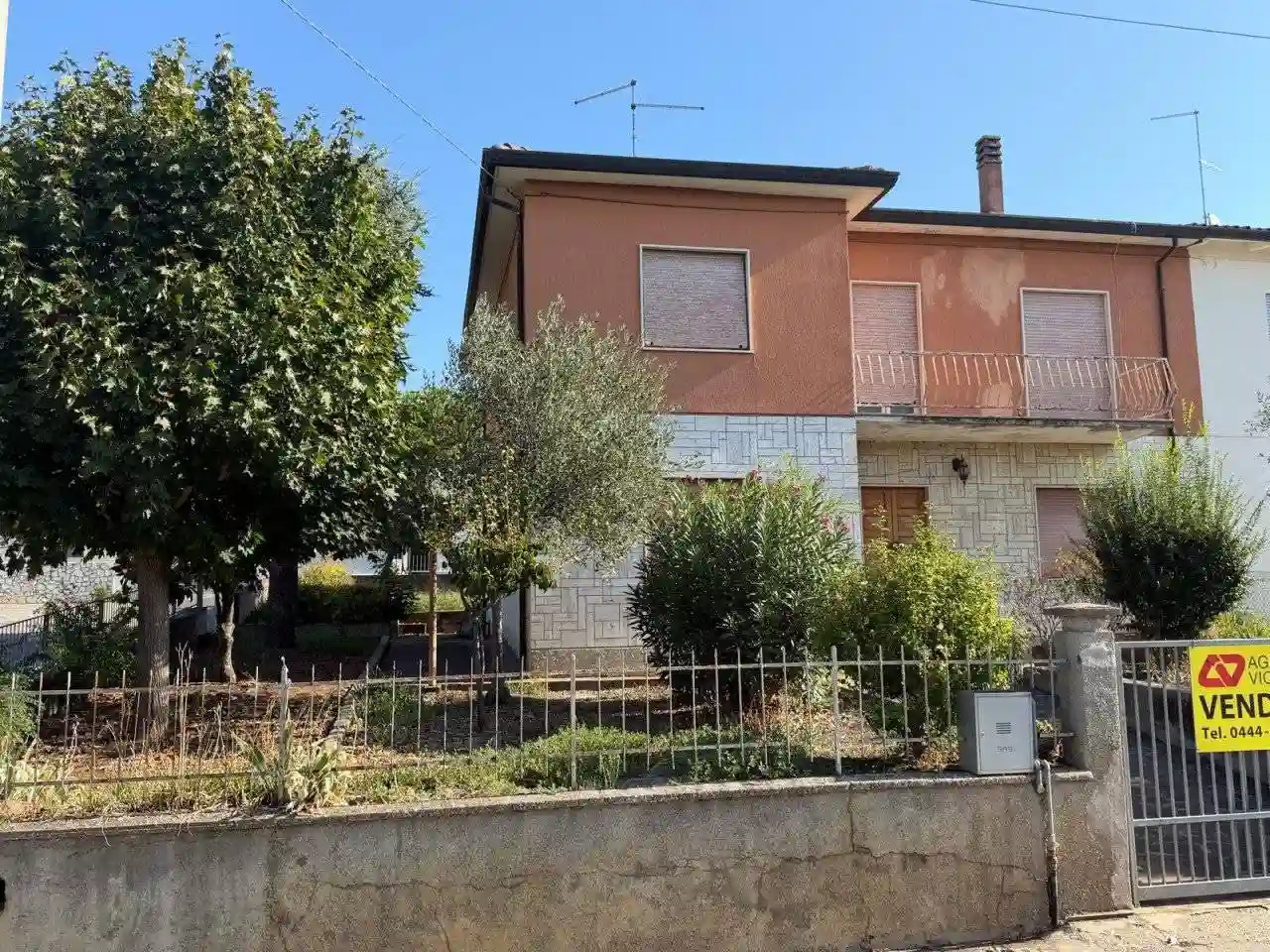 Villa - foto 2