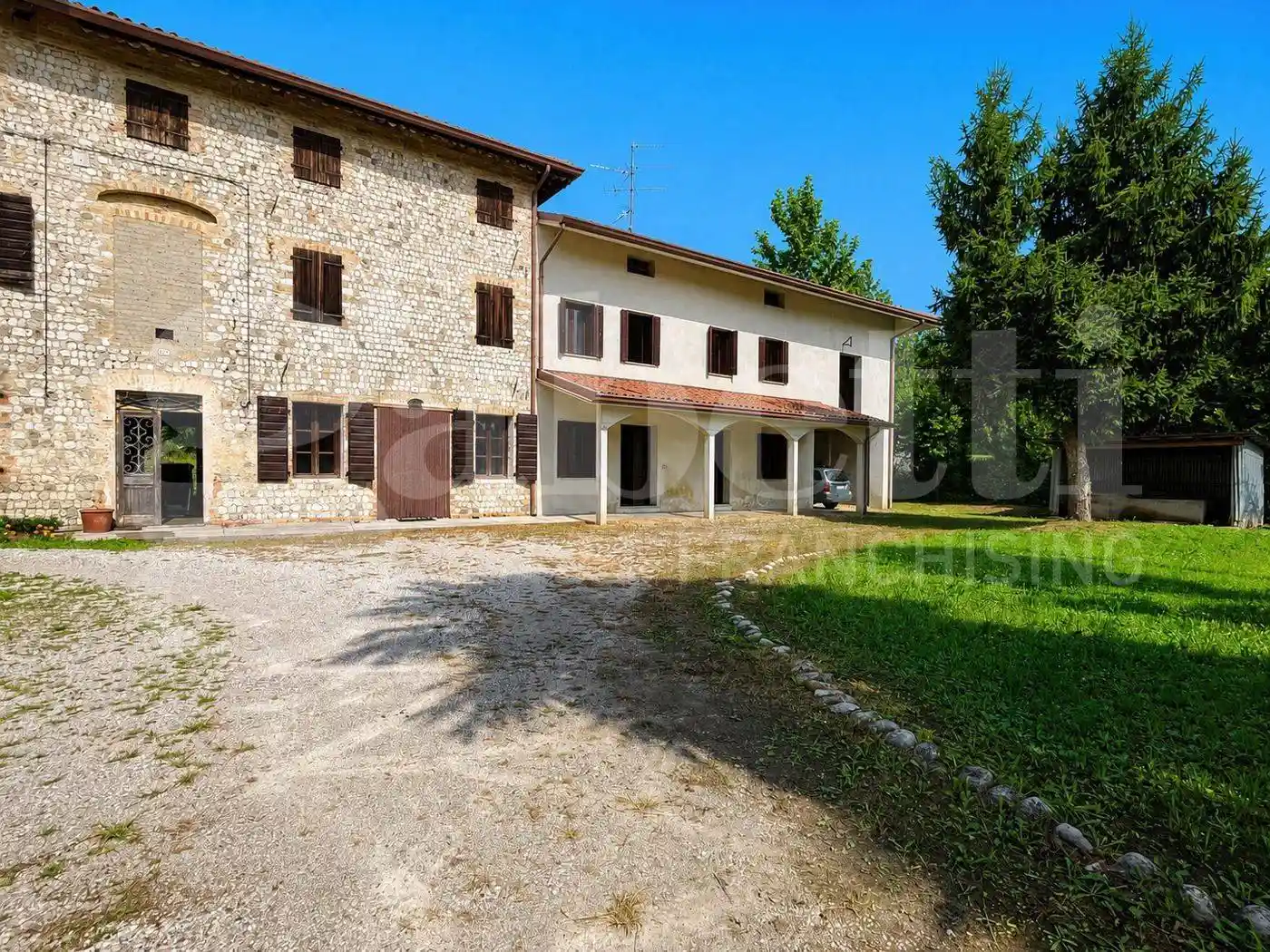 Rustico - Casale in vendita a Fiume Veneto