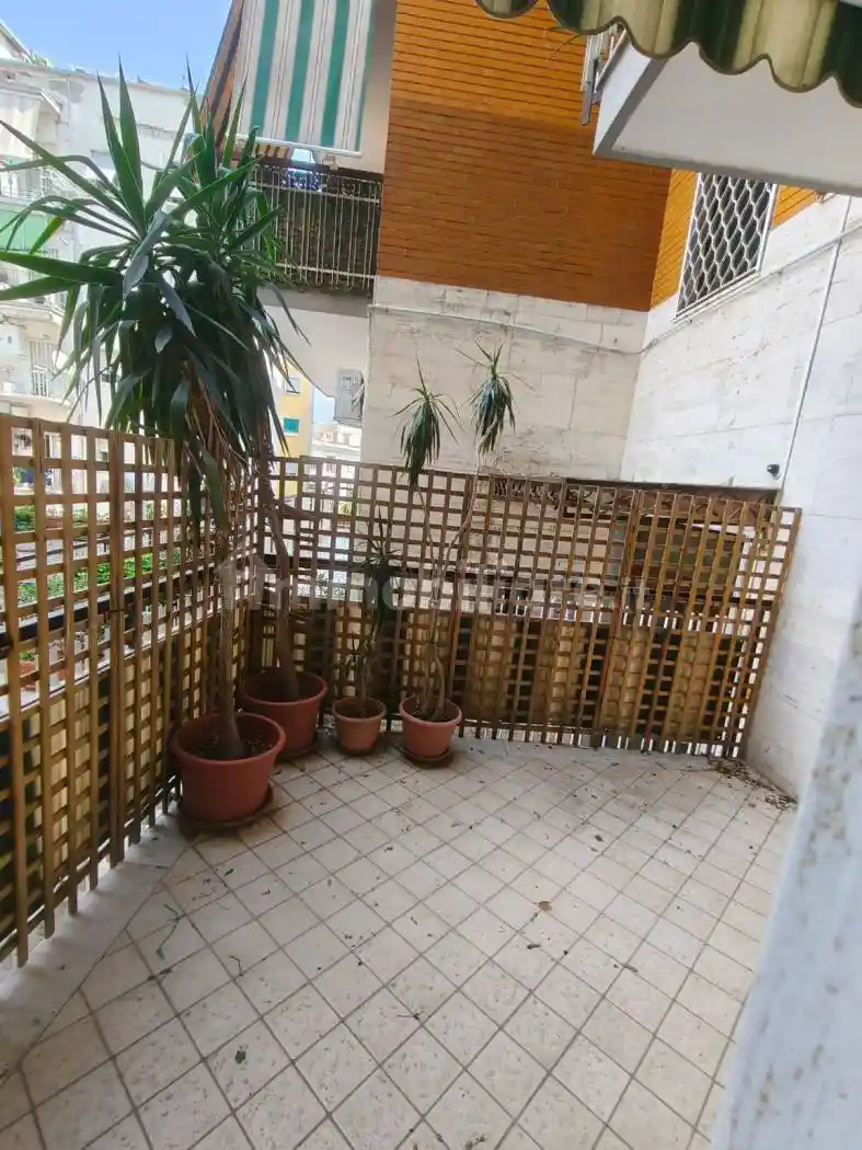Appartamento in affitto a Napoli