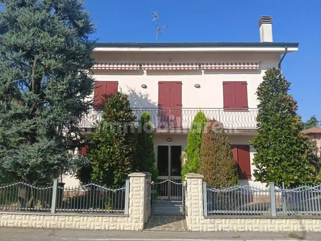 Casa indipendente in vendita a Sant'Agata Bolognese