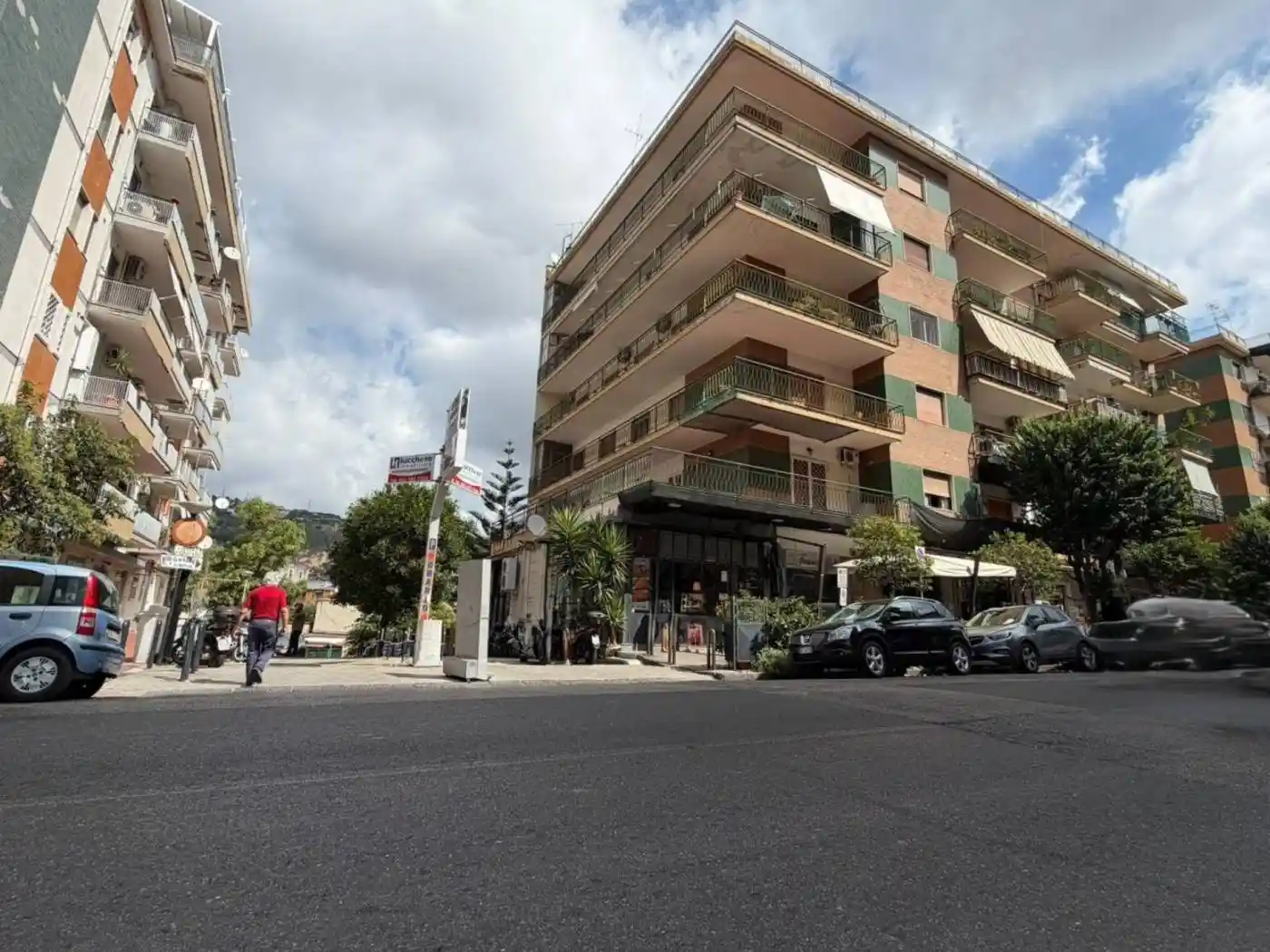 Appartamento in vendita a Napoli