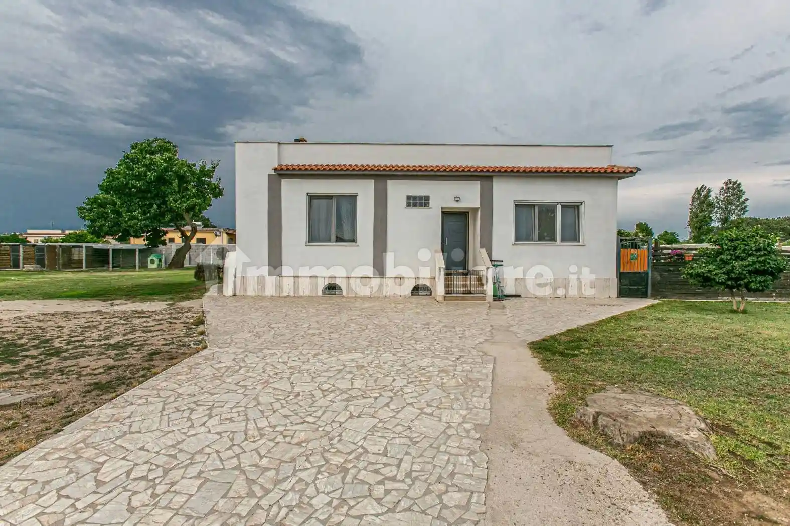 Villa in vendita a Nettuno